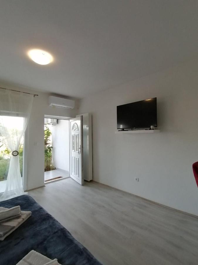 Leona Apartment Vidikovac, Pula Dış mekan fotoğraf
